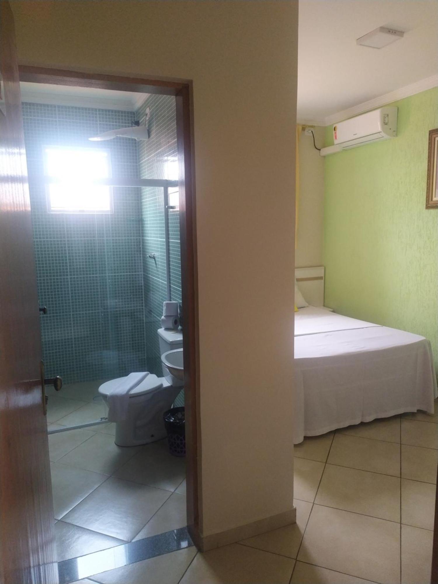 Hotel Dayse Santana de Parnaíba Quarto foto